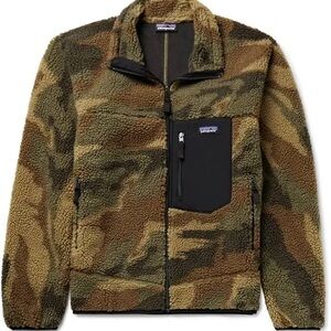 Patagonia Camo High-Pile Fleece Jacket in Olive and Brown